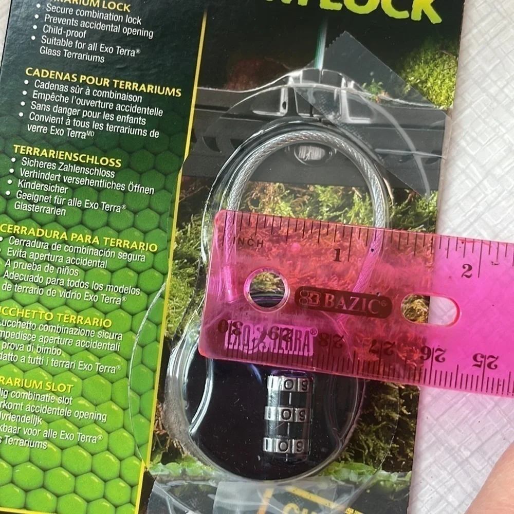 Host Pick! 🥳 NWT Terrarium Lock